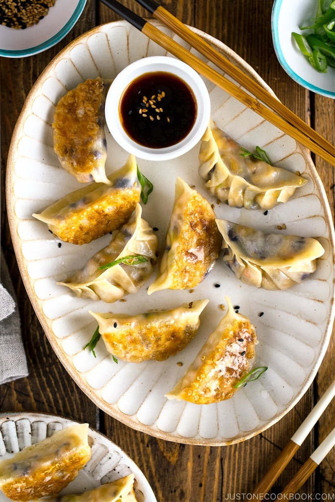 Gyoza vegetable "tetsujin" 6/2lb (48-50ct) 